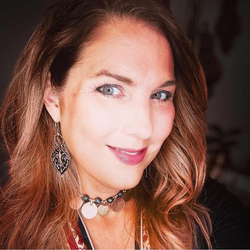 Meet your Posher, Lynn